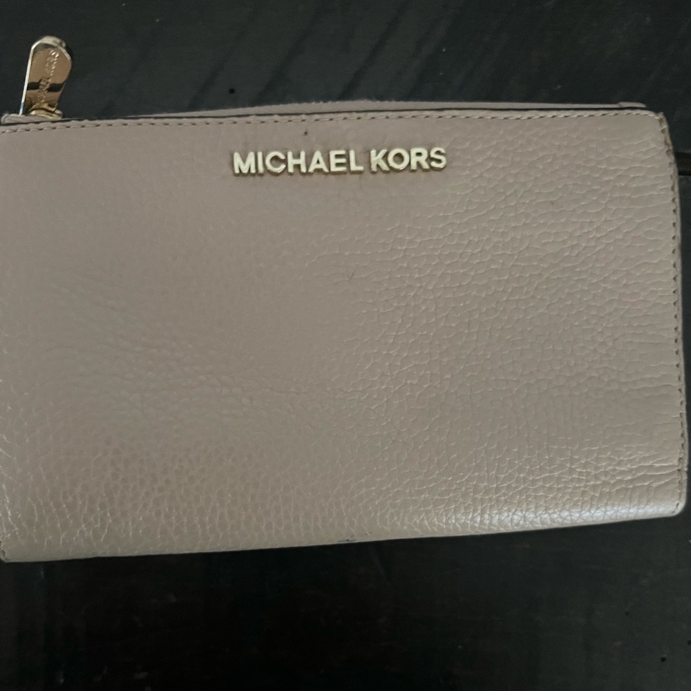 Adele Leather Smartphone Wallet